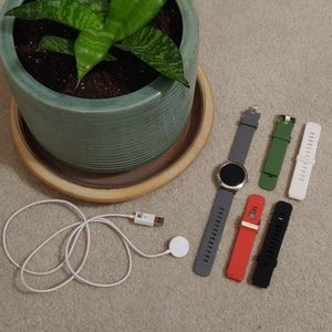 Gen 3 Fossil Smartwatch with charger and 5 bands